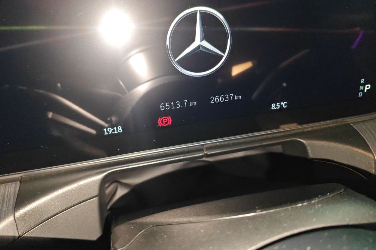 奔驰C级 2024款 C 200 L 运动版中控内饰15