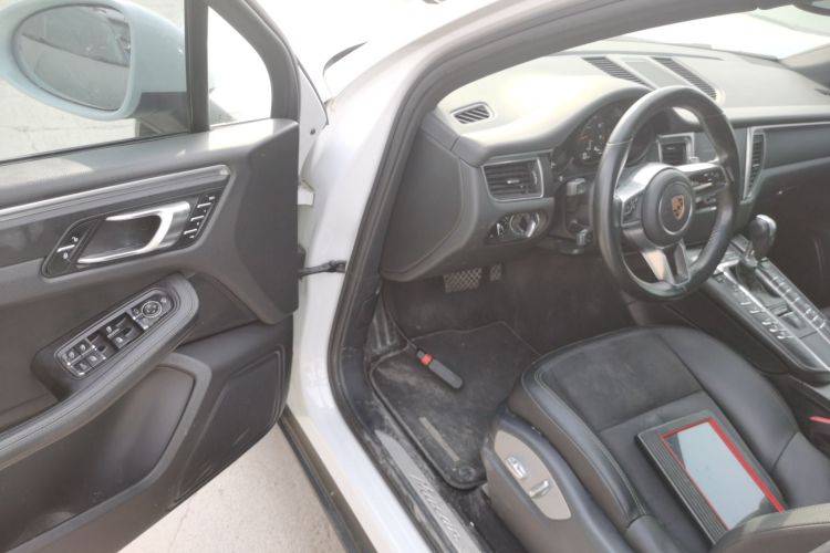 保时捷 2017款  Macan 2.0T中控内饰7003
