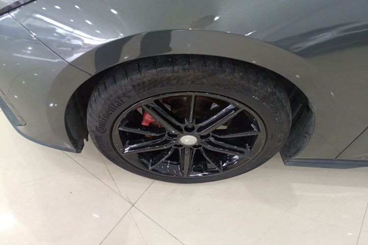 长安UNI-V 2023款 1.5T 尊贵型车身外观6007