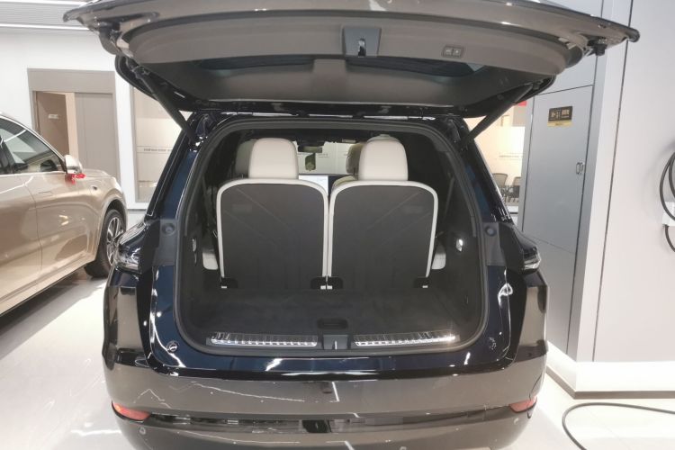 理想汽车 理想L9 2025款 Ultra 智能焕新版局部细节23