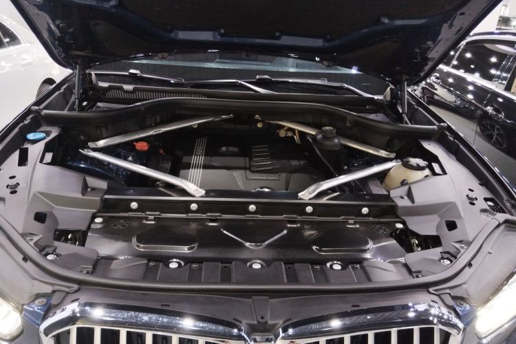 宝马X5(进口) 2019款 xDrive40i 尊享型 M运动套装局部细节24