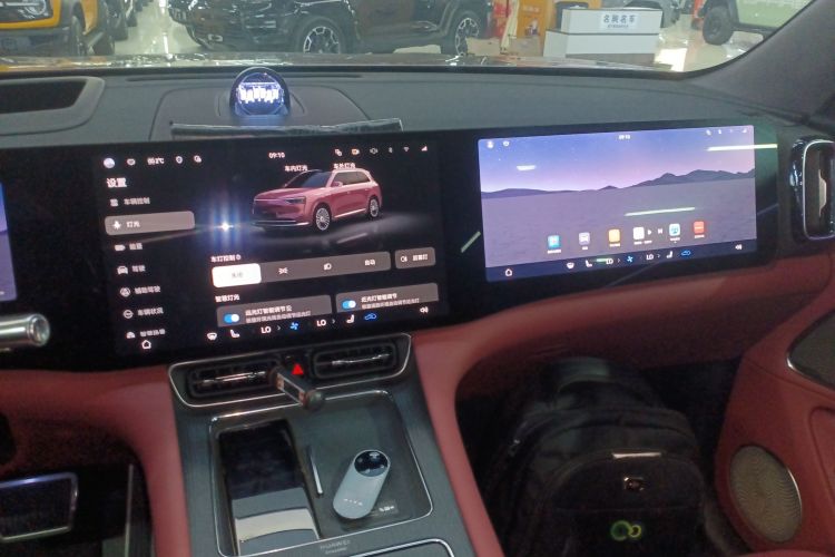 鸿蒙智行 问界M8 2025款 增程 Ultra版 53.4kWh 5座版局部细节16