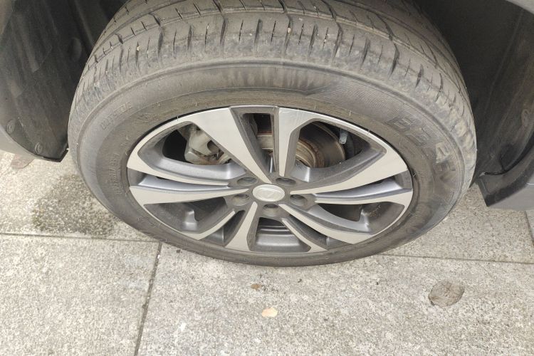 长安CS35PLUS 2022款 1.6L 手动豪华版车身外观6008