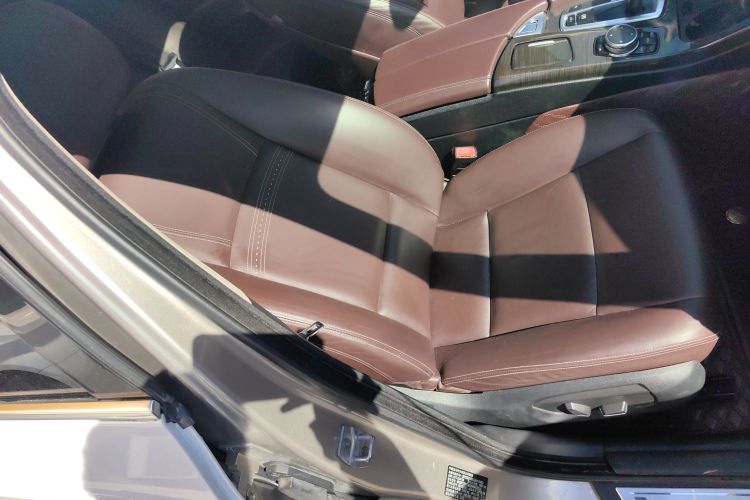 宝马5系 2017款 525Li 豪华设计套装局部细节41