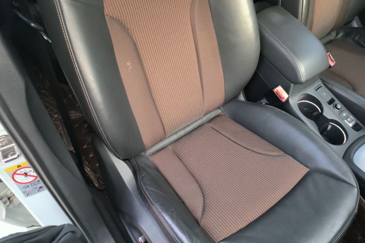 奥迪Q3 2017款 35 TFSI 时尚型局部细节41