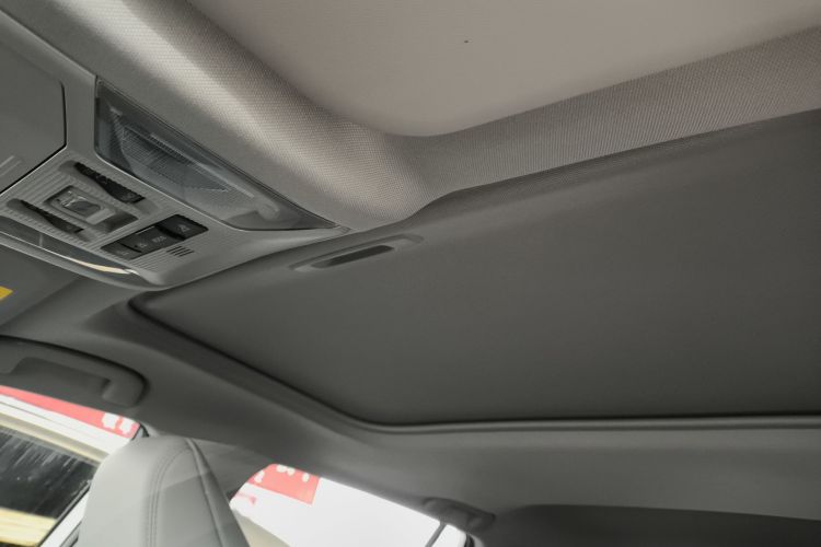 丰田 威兰达 2020款 2.0L CVT四驱豪华版局部细节22