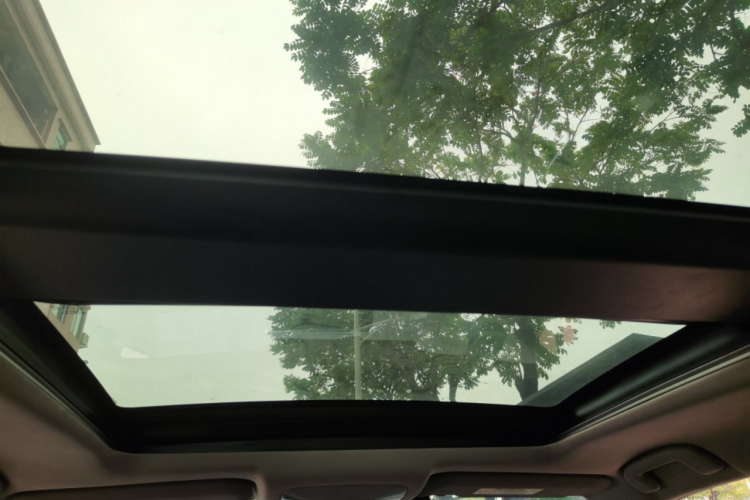 丰田 RAV4荣放 2020款 双擎 2.5L E-CVT四驱旗舰版中控内饰22