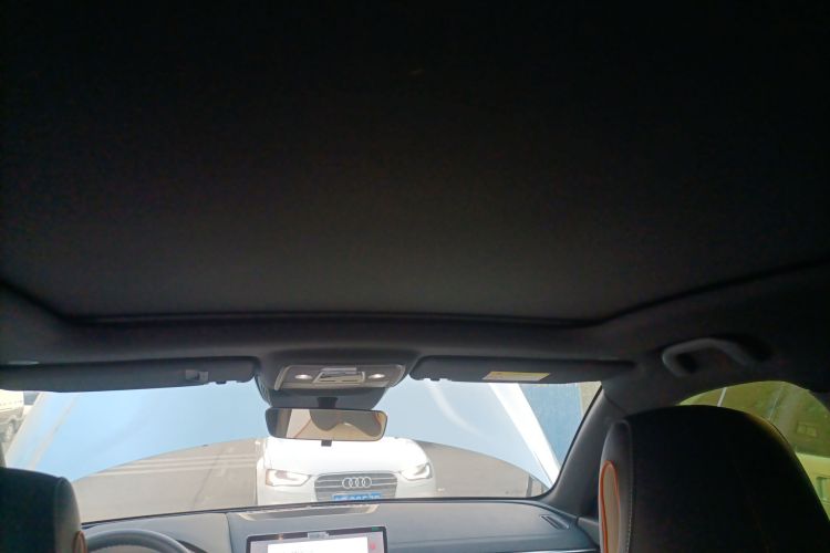 比亚迪 宋PLUS新能源 2023款 冠军版 DM-i 110KM 旗舰型局部细节22