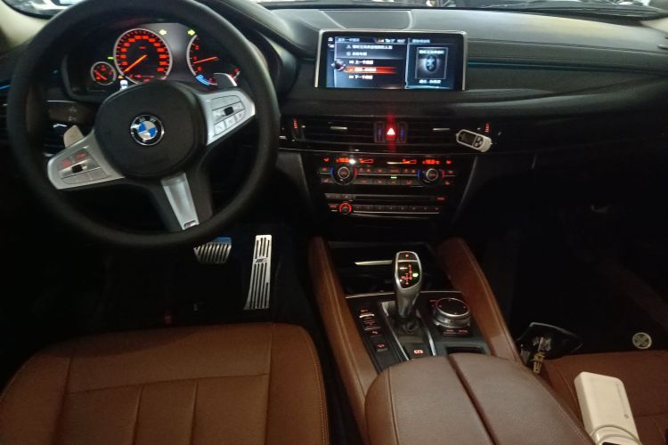 宝马X6 2017款 xDrive35i 领先型中控内饰7002