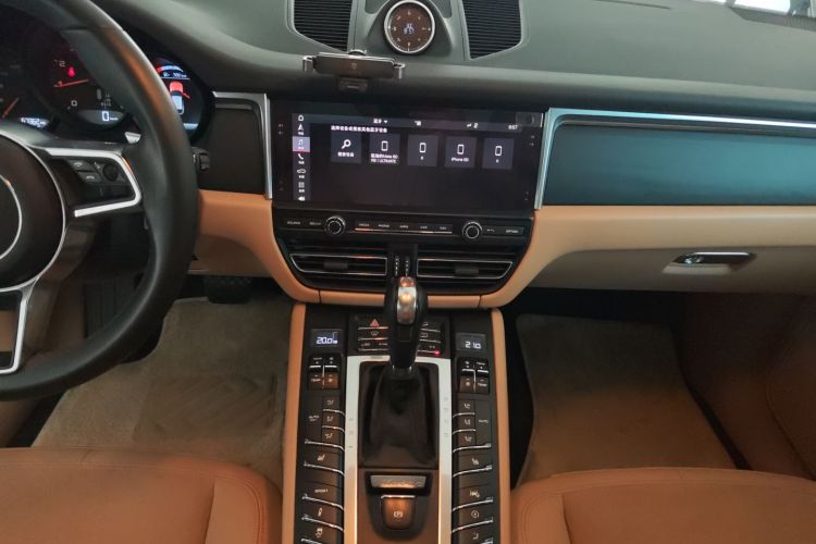 保时捷 2018款 Macan 2.0T中控内饰16