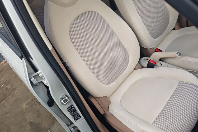 五菱汽车 宏光MINIEV 2025款 四门版 进阶款局部细节41