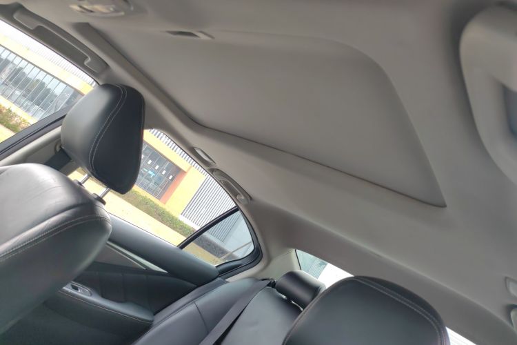 英菲尼迪Q50L 2016款 2.0T 悦享版局部细节57