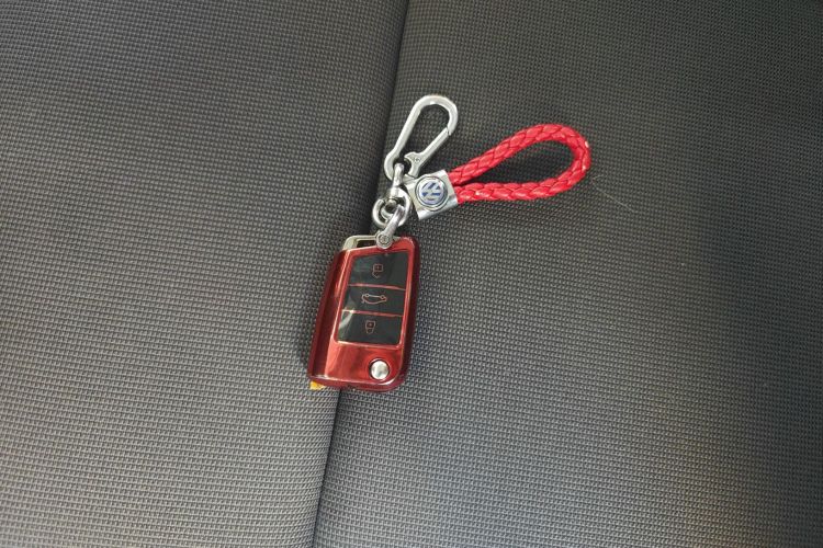 大众 高尔夫 2020款 200TSI DSG舒适进取版中控内饰11