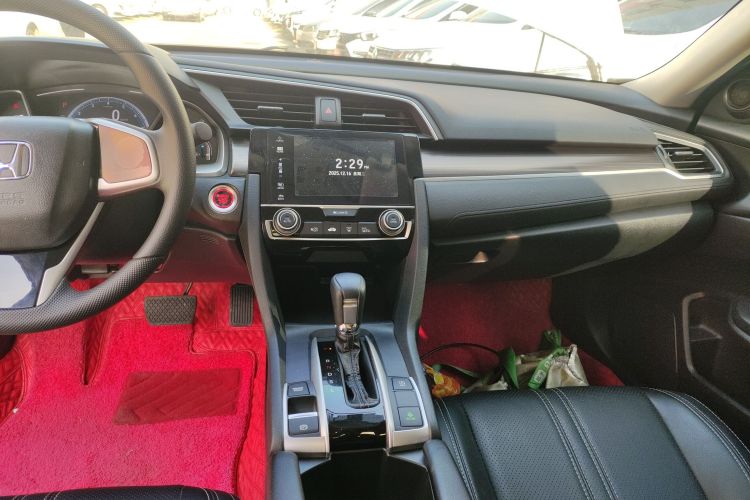 本田 思域 2019款 220TURBO CVT劲动版 国VI局部细节16