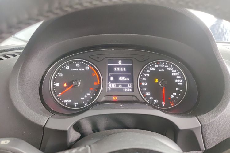 奥迪A3 2020款 Sportback 35 TFSI 进取型 国VI中控内饰14