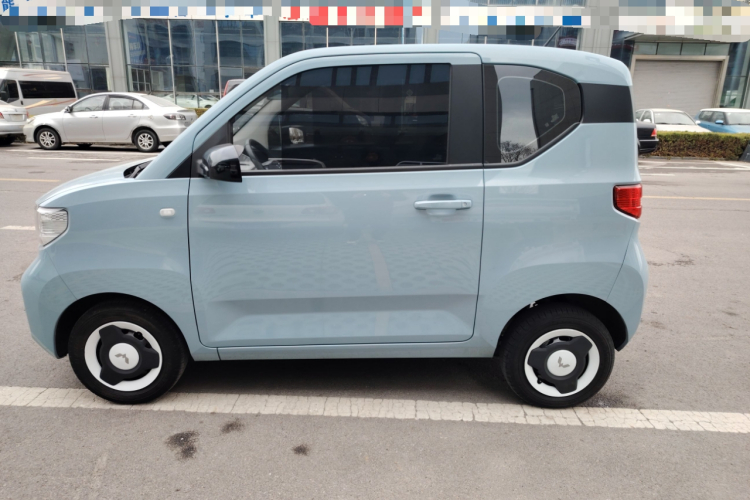 五菱汽车 宏光MINIEV 2022款 轻松款 磷酸铁锂车身外观4
