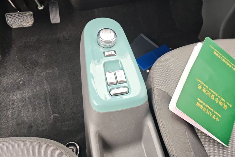 长安启源 长安Lumin 2022款 210km 香甜款中控内饰18