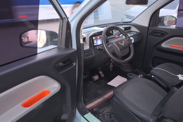 五菱汽车 宏光MINIEV 2020款 悦享款 磷酸铁锂中控内饰20