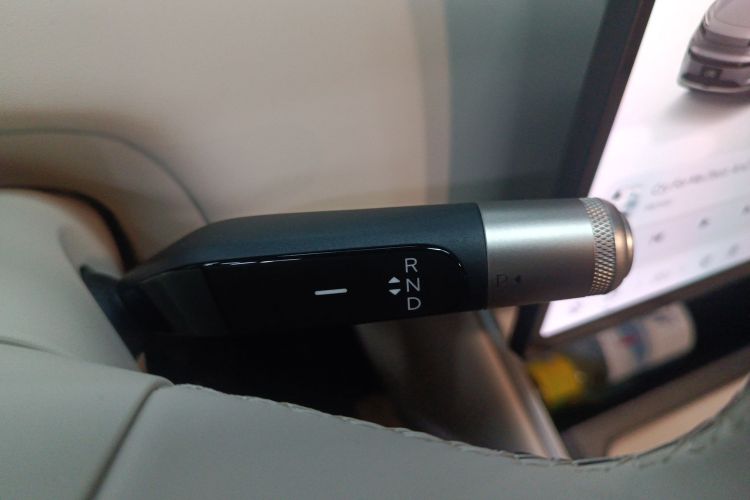 乐道L90 2025款 Max 六座版中控内饰18