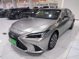 雷克萨斯ES 2025款 200 臻享版