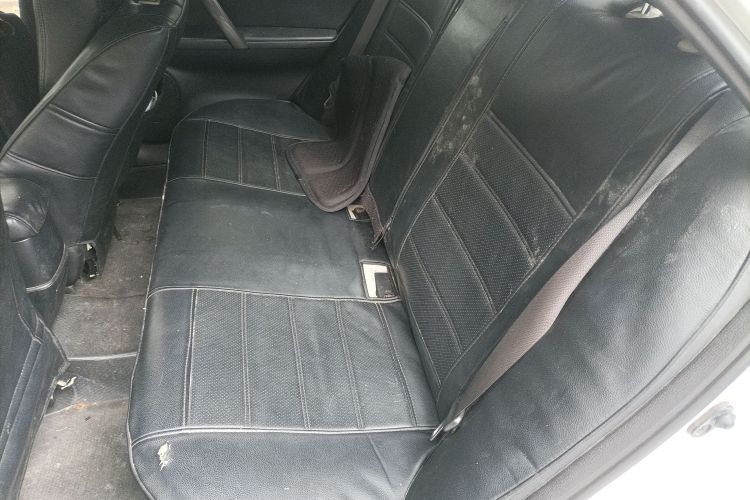 马自达6 2013款 2.0L 自动时尚型中控内饰7004