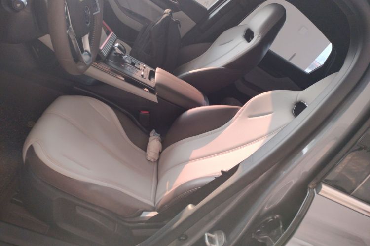 比亚迪 秦PLUS 2024款 荣耀版 DM-i 55KM领先型中控内饰19