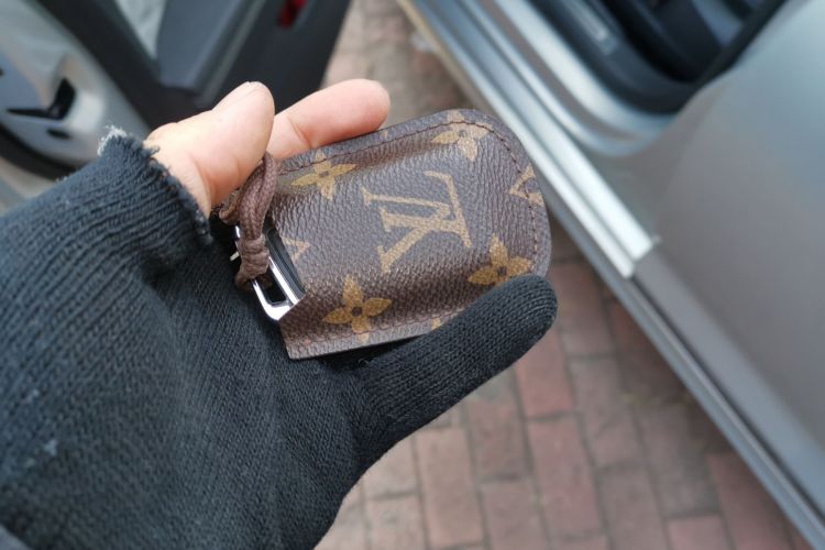 大众 迈腾 2023款 200万辆纪念版 330TSI DSG领先型中控内饰11