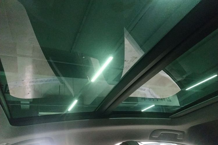 宝马1系 2021款 改款 125i M运动曜夜版局部细节22