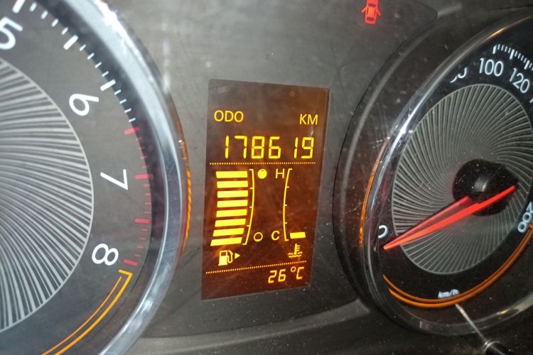 雪佛兰 2016款 赛欧3 1.3L 手动舒适天窗版中控内饰15