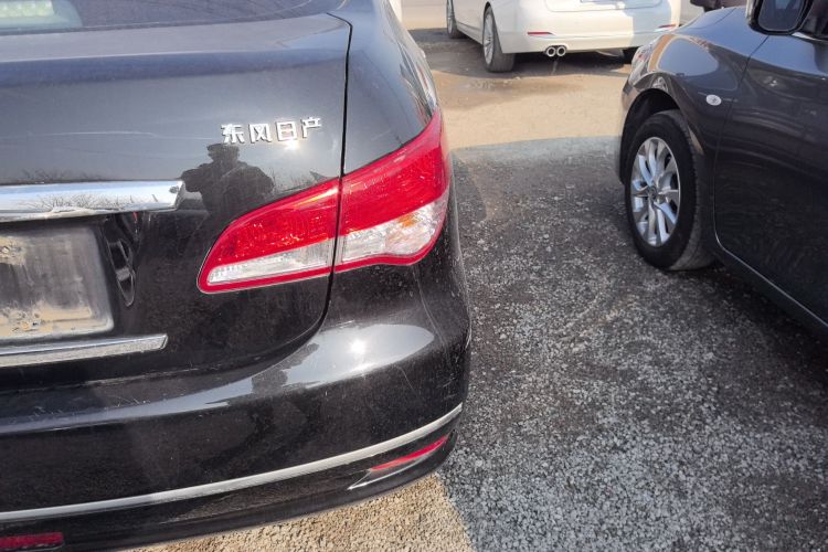 日产 轩逸 2018款 经典 1.6XE 手动舒适版车身外观9