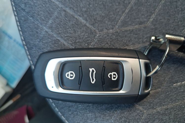 吉利银河 2024款 熊猫mini 200km 龙腾PRO版中控内饰11