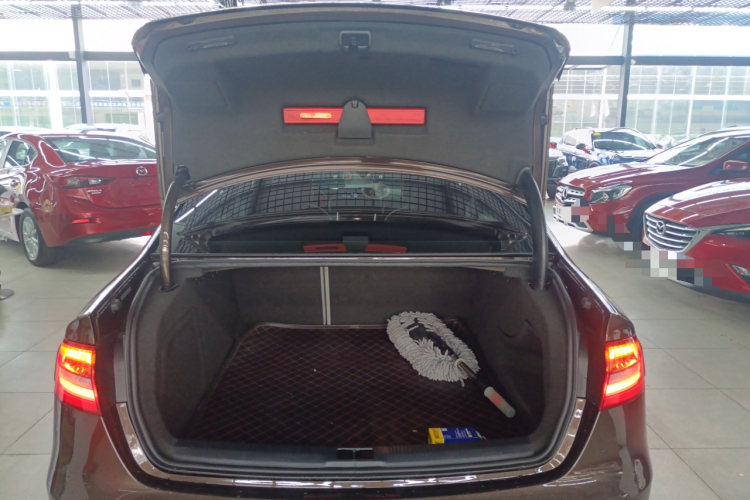 奥迪A4L 2016款 35 TFSI 典藏版 自动标准型局部细节23