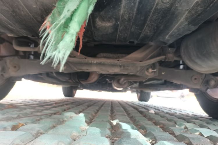 本田CR-V 2013款 2.0L 两驱经典版局部细节9004