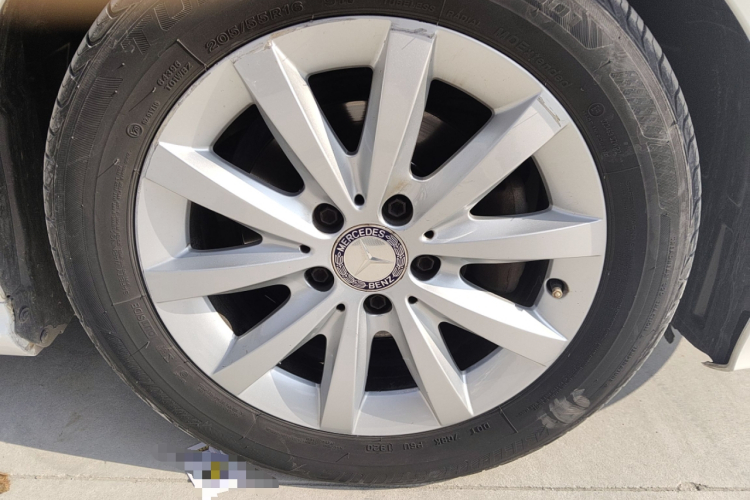 奔驰B级 2012款 B 180车身外观10