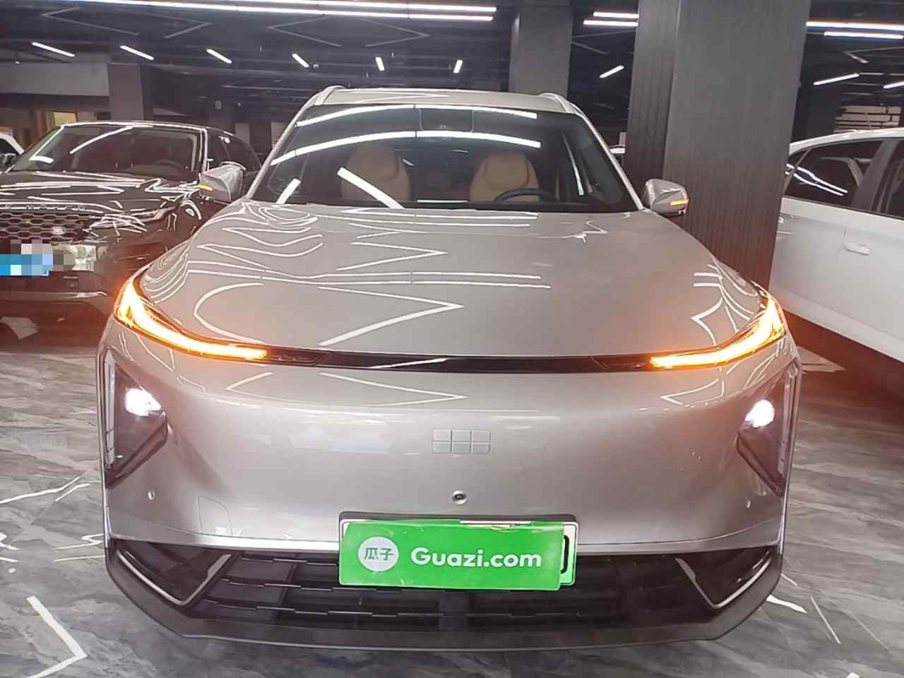 吉利银河 银河L7 2025款 EM-i 115km 探索+版(1)