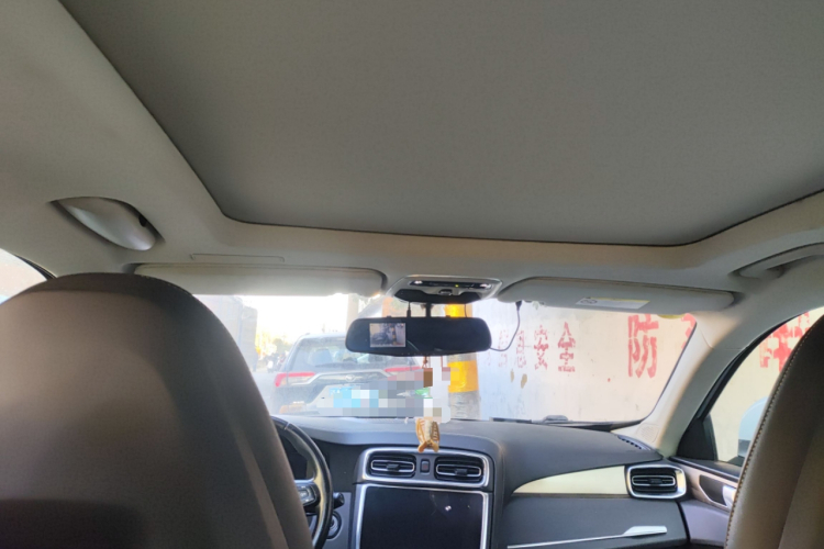 领克01 2020款 2.0T 两驱纯Pro版 国VI中控内饰22