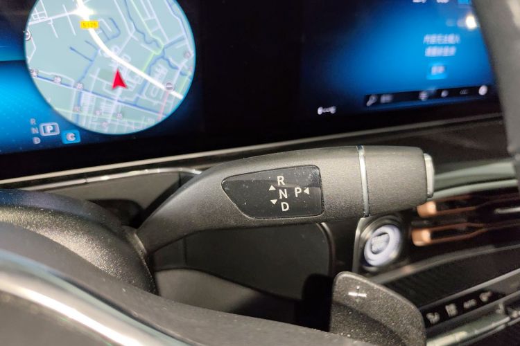 奔驰EQC 2020款 EQC 400 4MATIC 创世代 1886限量版局部细节18