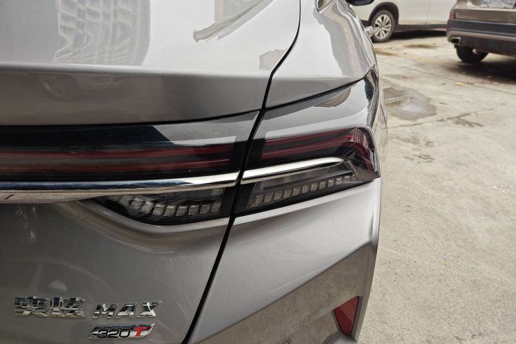 东风风神 奕炫MAX 2021款 1.5T 超炫潮爸版车身外观6006