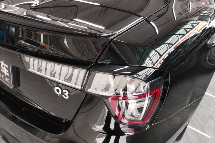 领克03 2022款 2.0TD DCT劲Pro车身外观9