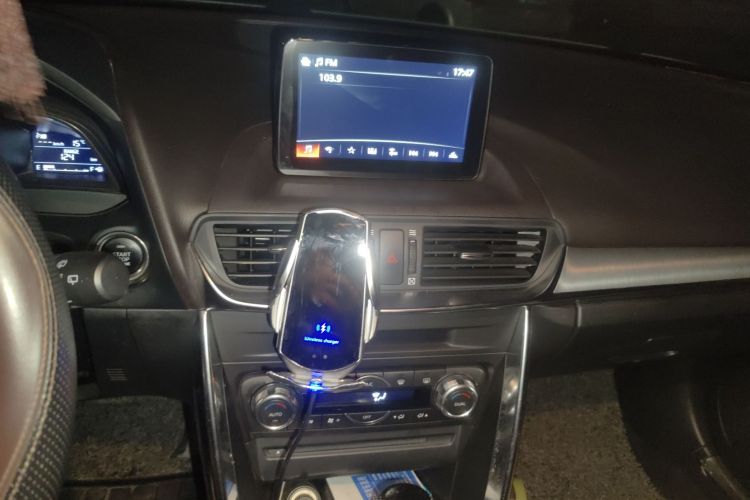 马自达CX-4 2016款 2.0L 自动两驱蓝天品位版中控内饰16