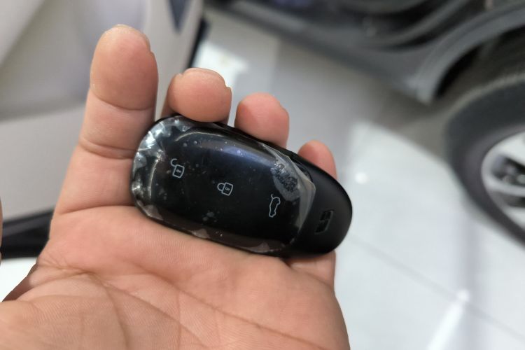 理想汽车 理想ONE 2020款 增程6座版中控内饰11