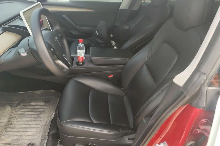 特斯拉 Model 3 2022款 后轮驱动版局部细节19