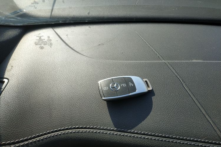 奔驰A级 2020款 A 200 L 运动轿车中控内饰11