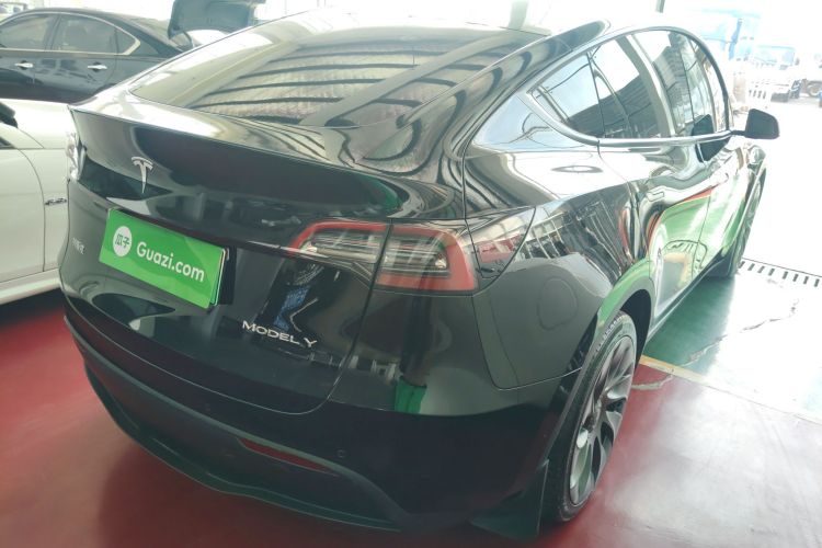 特斯拉 Model Y 2021款 标准续航后驱版车身外观6005
