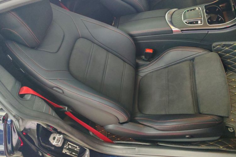 奔驰C级(进口) 2023款 C 260 轿跑车局部细节41