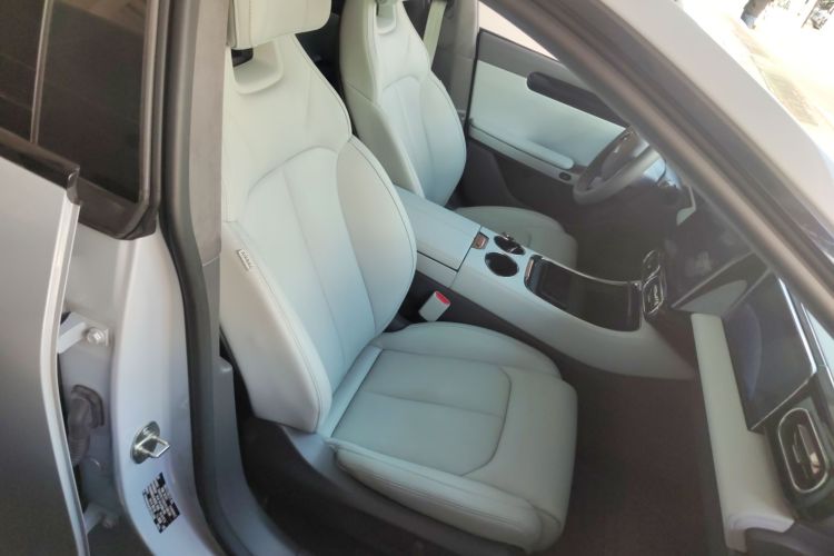 零跑汽车 零跑C01 2022款 四驱双电机高性能版局部细节41