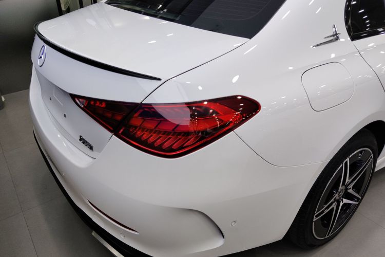 奔驰C级 2023款 改款 C 260 L 皓夜运动版车身外观9