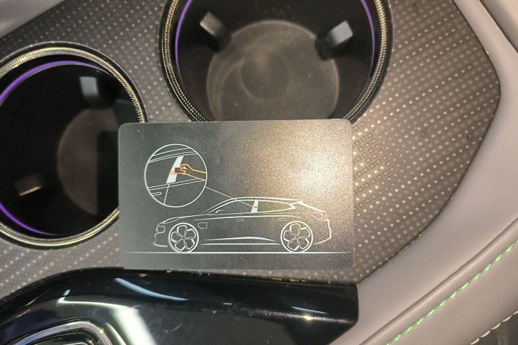 极氪001 2023款 WE版 100kWh中控内饰7001