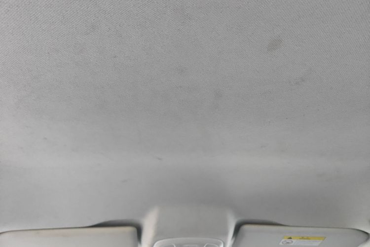 标致308 2016款 1.6L 手动时尚版中控内饰22