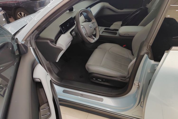 蔚来ET5 2022款 75kWh中控内饰19